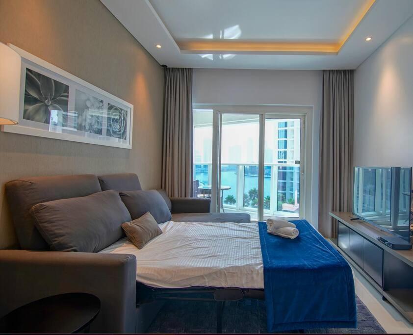 Luxury Hotel Apartment With A Canal View 두바이 외부 사진